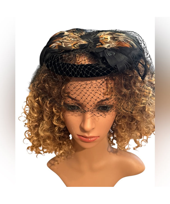 Fascinator Veil Vintage 1950’s Black Velvet Feathers Netting Pillbox Hat Church