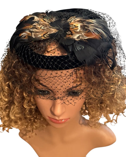 Fascinator Veil Vintage 1950’s Black Velvet Feathers Netting Pillbox Hat Church