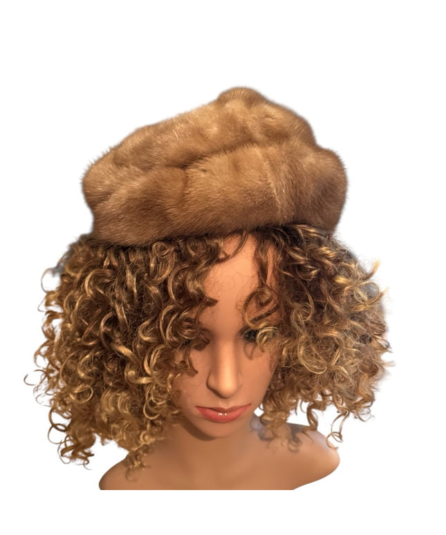 Luxurious Vintage 1960s Blond Mink Tan Fur Hat Women Simpsons