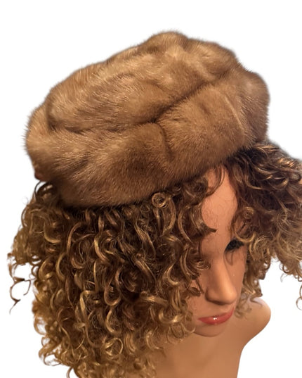 Luxurious Vintage 1960s Blond Mink Tan Fur Hat Women Simpsons