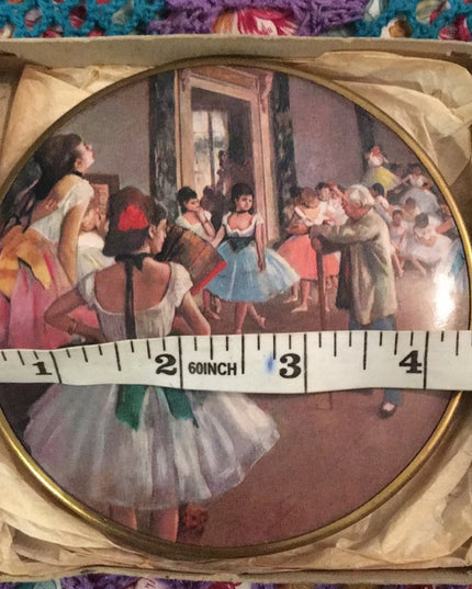 Vintage Rare Mirror Compact ballet dancers Beauty