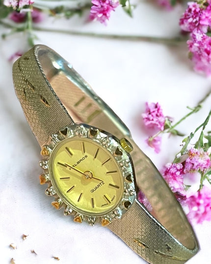 Vintage HELBROS silver finish fancy petite womens lovely Quartz watch