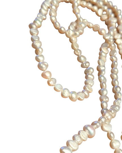 Elegant Lariat Style FW Pearl Necklace with Gold Fringe Accents
