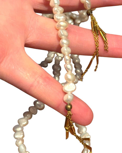 Elegant Lariat Style FW Pearl Necklace with Gold Fringe Accents