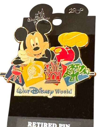 Disney Collectible LOT 5  Brooches / Pins  Saly & Pepper Shakers Magic Kingdom