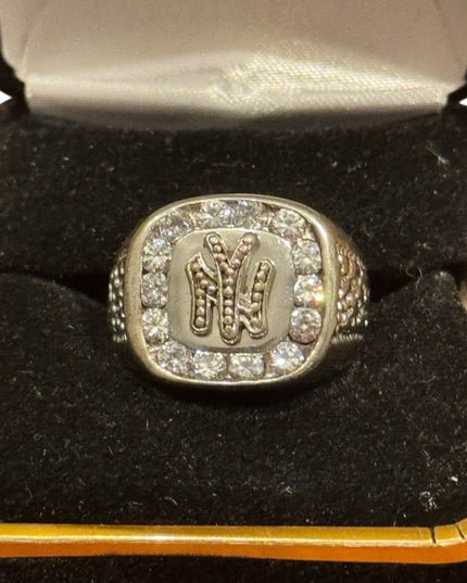 Vintage Sterling Silver 925 New York Yankees Ring with Clear CZ Crystals