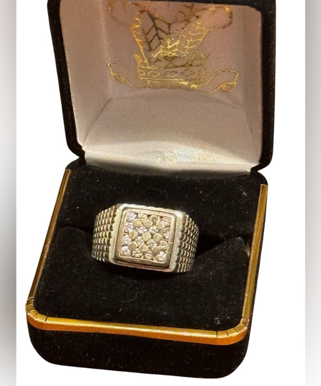 Sterling Silver 925 Real Diamond Men's Ring with side accents Vintage