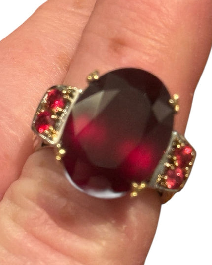 Elegant 24k Gold & Sterling silver Michael Valitutti Ornate Gemstone Ruby Ring
