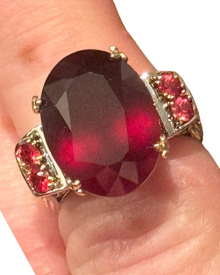 Elegant 24k Gold & Sterling silver Michael Valitutti Ornate Gemstone Ruby Ring