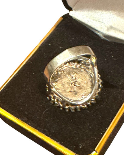 Vintage Stunning 925 Sterling Silver Medusa Ring with Crystal Accents