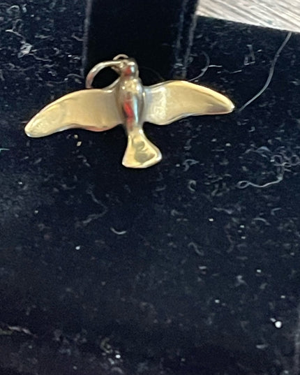 Vintage 10k gold Dove religious christian symbol necklace pendant