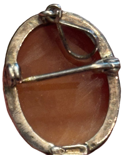 Elegant Vintage Sterling Silver 925  Carved ShellCameo Pendant