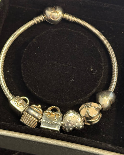 Elegant Pandora AUTHENTIC Retired 6 Charms Sterling Silver Bracelet