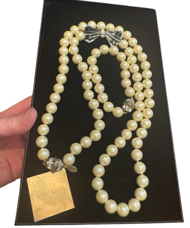 Elegant Heisi Daus Disney Stunning Glass Pearl Bow Necklace & Bracelet Pave