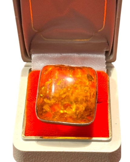 Elegant Vintage Sterling Silver 925 Large Amber Square Statement Ring