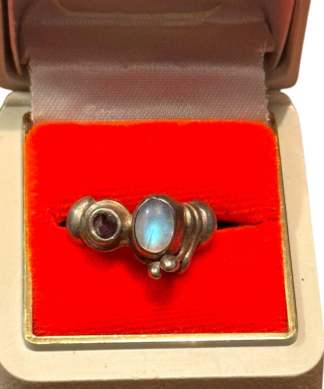 Elegant Sterling  Silver 925 Moonstone GemStone Ring  Vintage