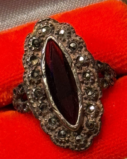 Antique Euro Sterling Silver 925 Garnet Marquise Marcasite Black Onyx Ring