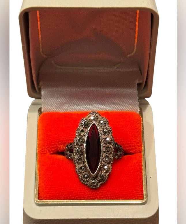 Antique Euro Sterling Silver 925 Garnet Marquise Marcasite Black Onyx Ring