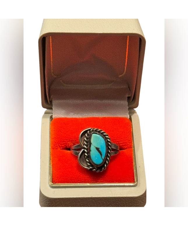 Vintage Southwestern Sterling Silver 925 Turquoise Handmade Silver Ring