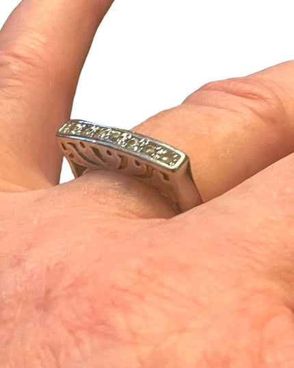 Silver finish CZ glass crystal fancy ring