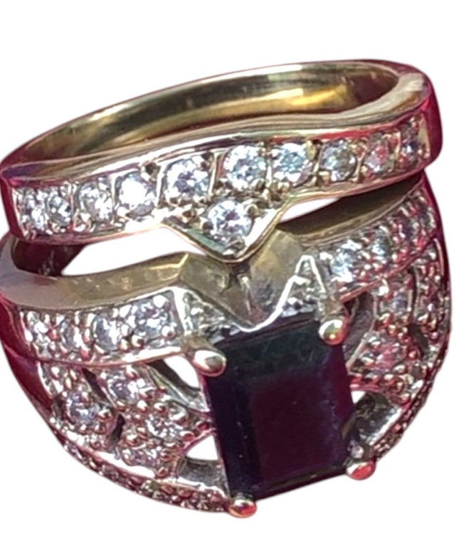 14k Gold Diamond & Iolite Ring set 10.3g
