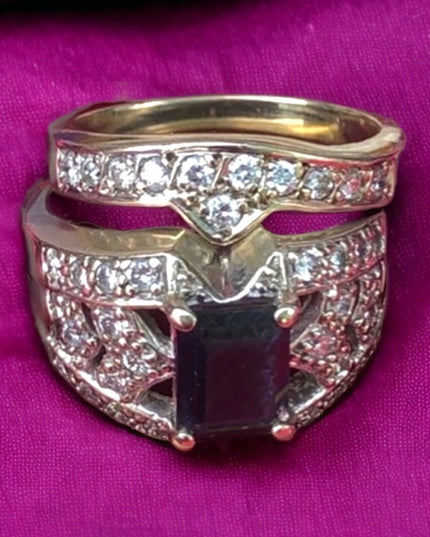 14k Gold Diamond & Iolite Ring set 10.3g
