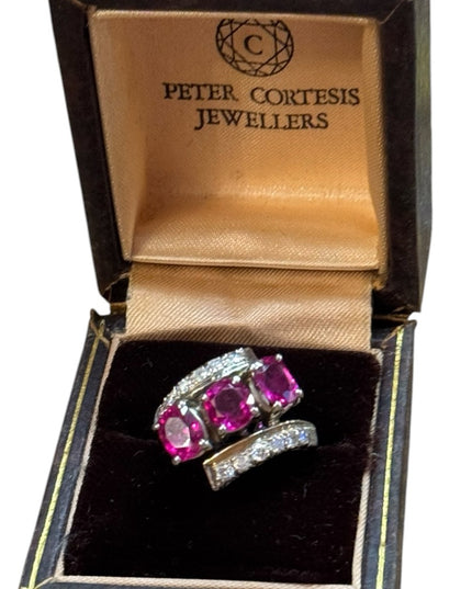 Stunning Vintage 18k White gold Diamond & Ruby Gemstone Bypass ring