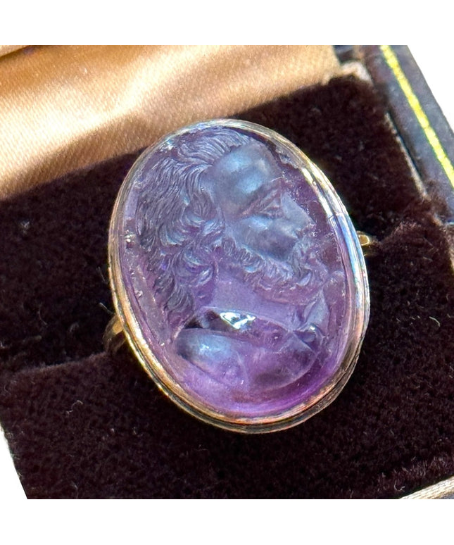 Stunning Antique Victorian hand carved Amethyst Cameo roman soldier Ring RARE