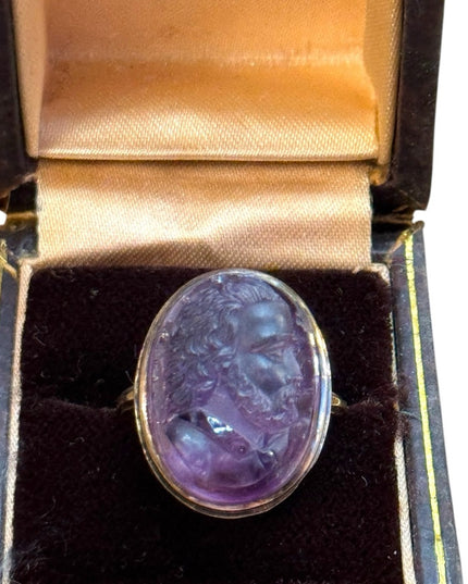 Stunning Antique Victorian hand carved Amethyst Cameo roman soldier Ring RARE