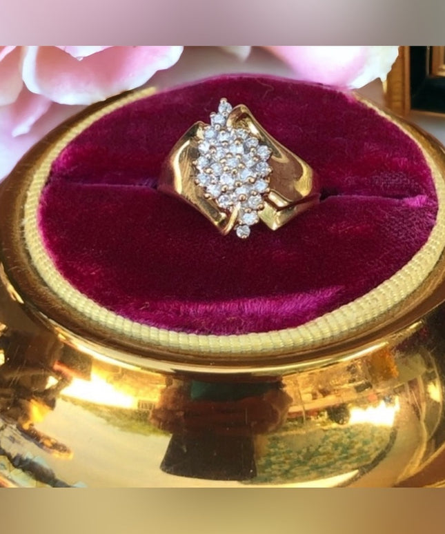 Stunning - 10k Diamond ring waterfall .24 tcw Cocktail cluster
