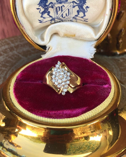 Stunning - 10k Diamond ring waterfall .24 tcw Cocktail cluster