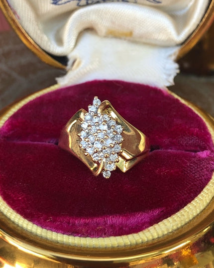 Stunning - 10k Diamond ring waterfall .24 tcw Cocktail cluster