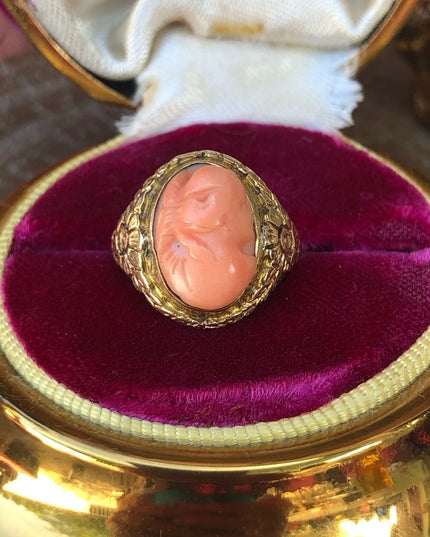Antique Victorian 1800s 14k solid gold Coral cameo ring carved flowers etched