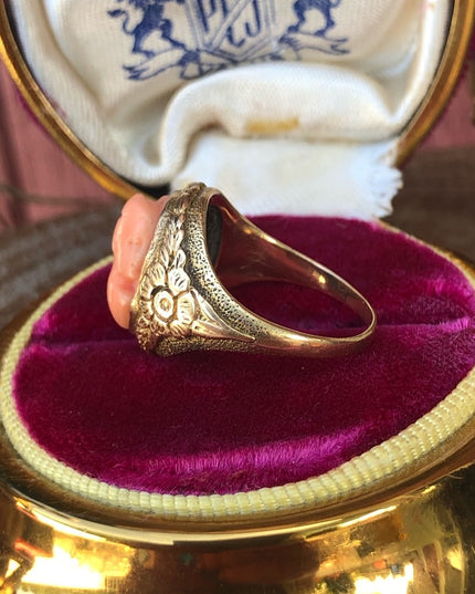 Antique Victorian 1800s 14k solid gold Coral cameo ring carved flowers etched