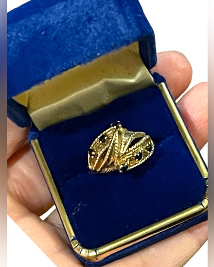 Stunning vintage 14k GOLD Sapphire Domed Dinner ring 1960s