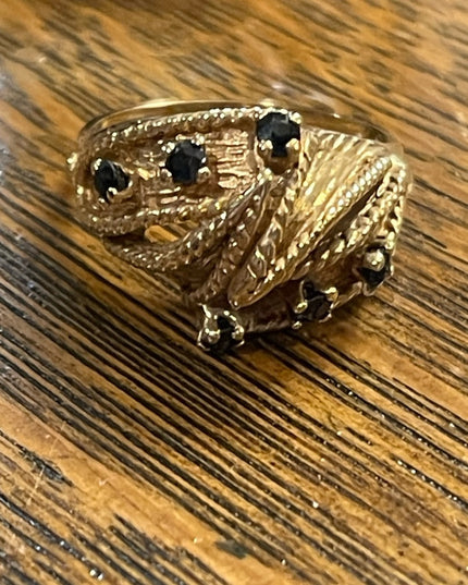 Stunning vintage 14k GOLD Sapphire Domed Dinner ring 1960s