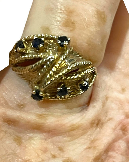 Stunning vintage 14k GOLD Sapphire Domed Dinner ring 1960s