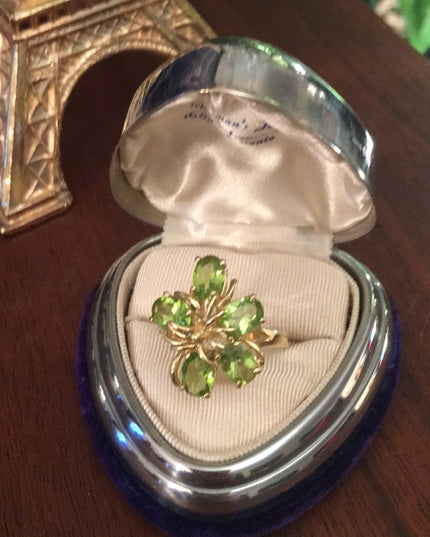 14k Gold Peridot Flower ring cocktail w/ Appraisal