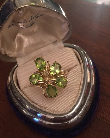 14k Gold Peridot Flower ring cocktail w/ Appraisal