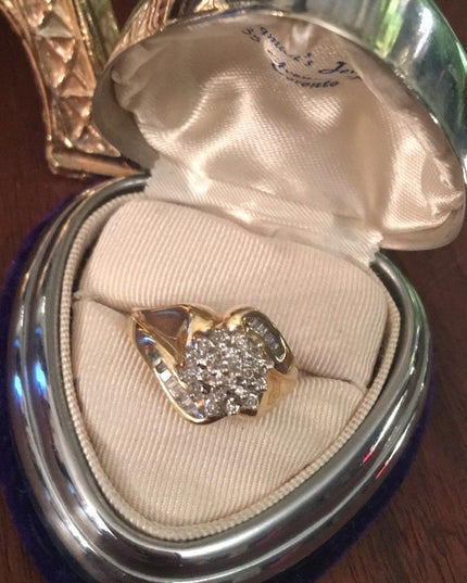 14k Gold Vintage 1950s Diamond Cluster ring w- appraisal