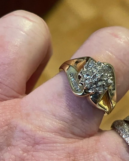 14k Gold Vintage 1950s Diamond Cluster ring w- appraisal