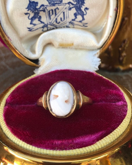 - Antique 14k gold Victorian late 1800s angel coral carved cameo ring