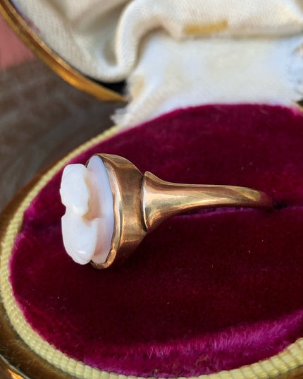 - Antique 14k gold Victorian late 1800s angel coral carved cameo ring