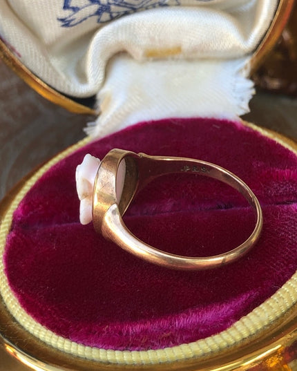 - Antique 14k gold Victorian late 1800s angel coral carved cameo ring