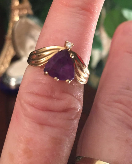 10k Gold Trillion cut Amethyst & Diamond ring