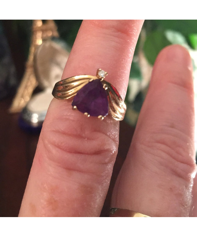 10k Gold Trillion cut Amethyst & Diamond ring