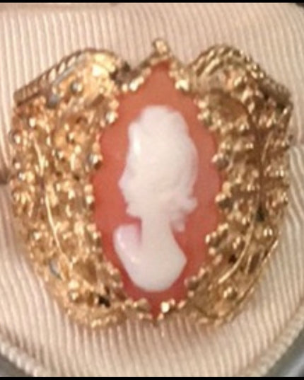 Vintage 14k Yellow Gold Shell Cameo filagree cocktail ring w/appraisal