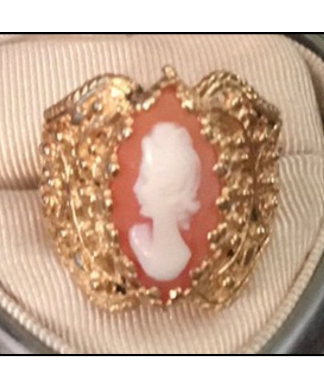 Vintage 14k Yellow Gold Shell Cameo filagree cocktail ring w/appraisal