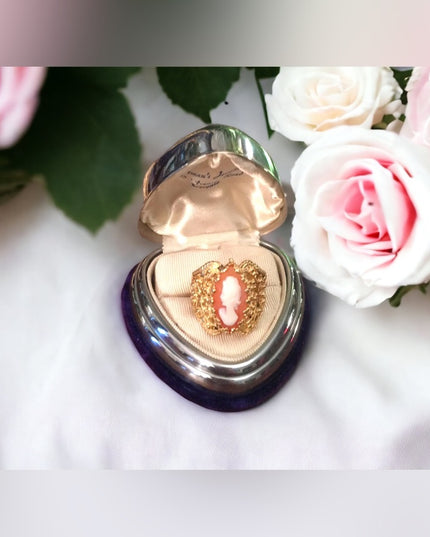 Vintage 14k Yellow Gold Shell Cameo filagree cocktail ring w/appraisal