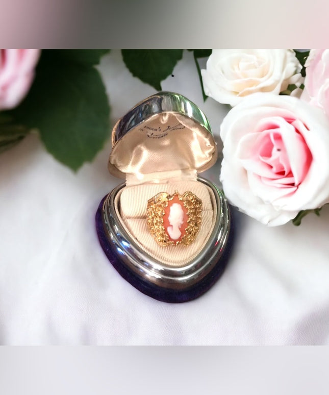 Vintage 14k Yellow Gold Shell Cameo filagree cocktail ring w/appraisal